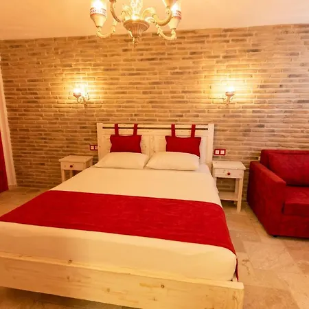 Neo Hotel